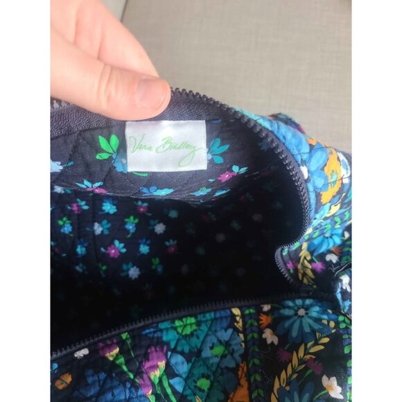 Vera Bradley large duffel - Picture 3 of 8
